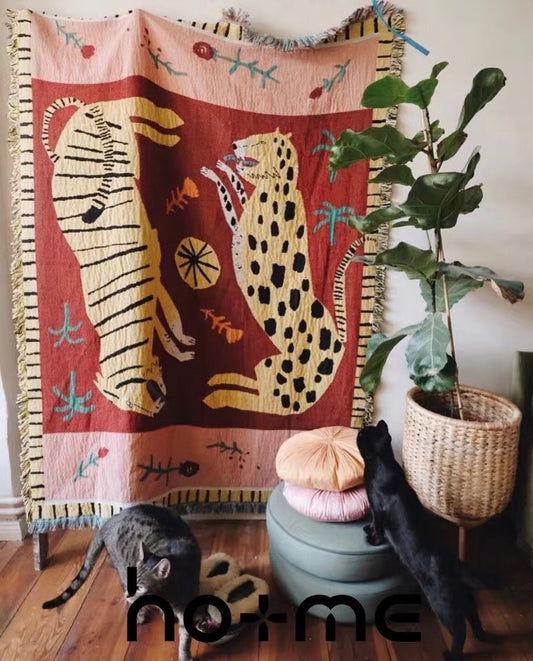 Innovative Tapestry Blanket: Add Creativity to Your Space
