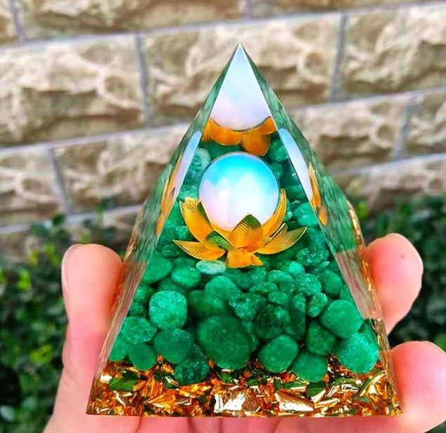 Pyramid Decoration Natural Crystal Gravel Energy Tower myetyn