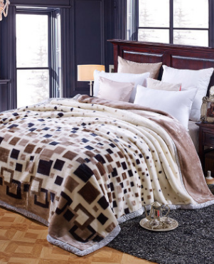 Extra-Thickened Blanket: Ultimate Comfort for Any Setting