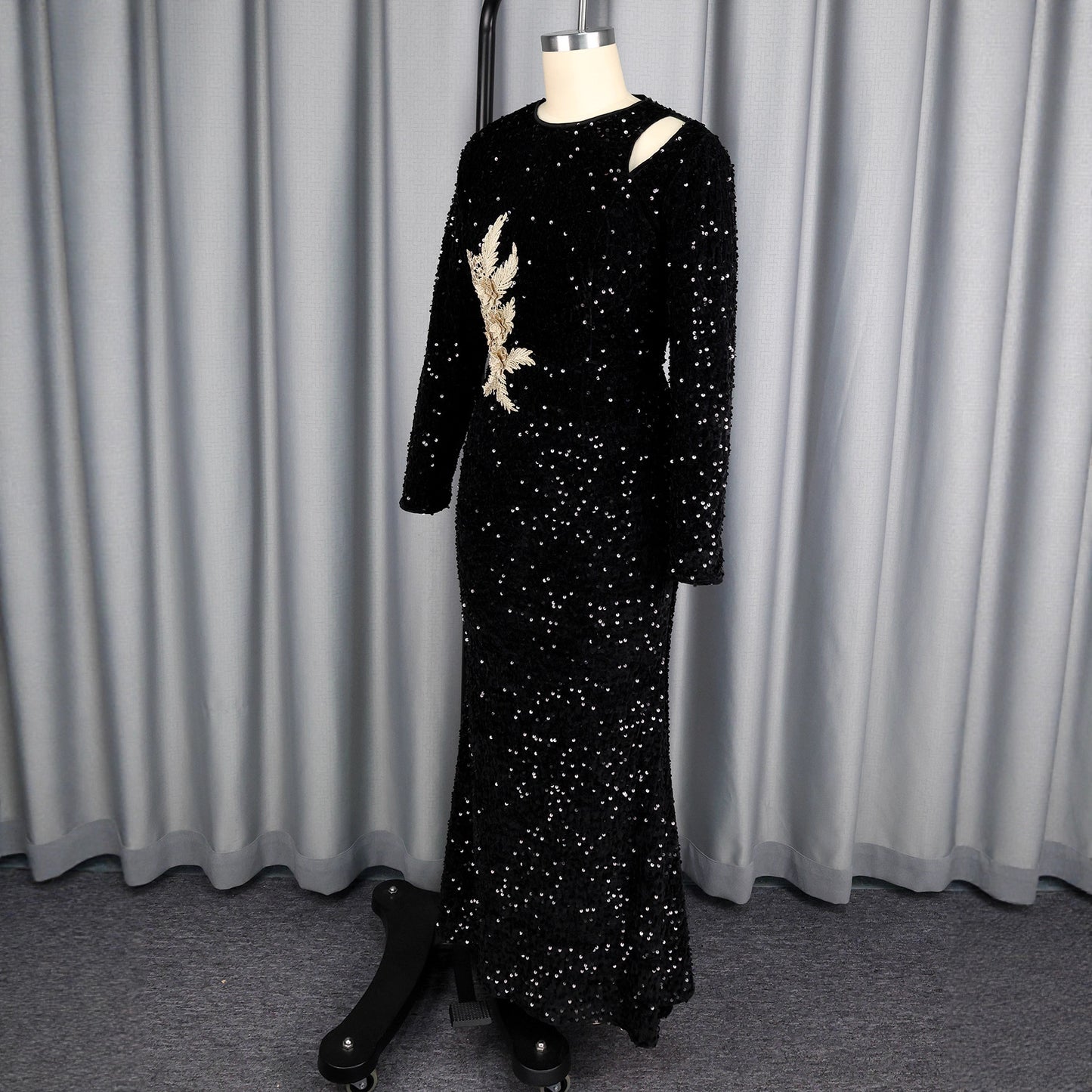 Elegant Hollow-Out Sequin Embroidery 3D Flower Dress