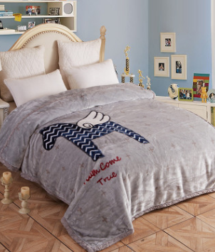 Extra-Thickened Blanket: Ultimate Comfort for Any Setting