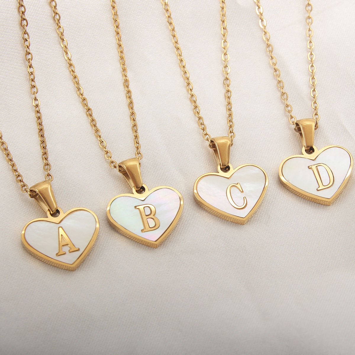 26 Letter Heart - shaped Necklace White Shell Love Clavicle Chain Fashion Personalized Necklace For Women Jewelry Valentine's Day - myetyn