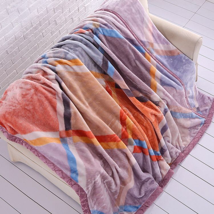 Extra-Thickened Blanket: Ultimate Comfort for Any Setting