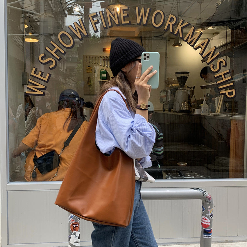 Versatile Fashion Ins Large Capacity Handbag