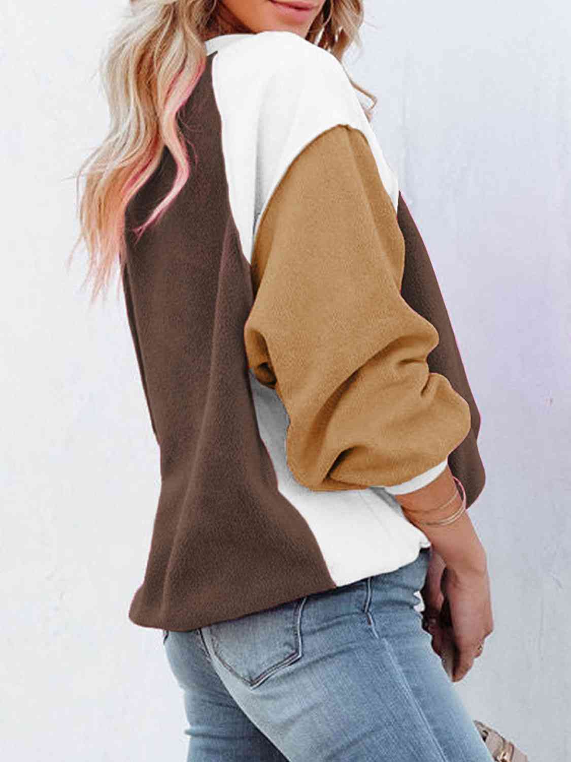 Color Block Exposed Seam Sweatshirt myETYN