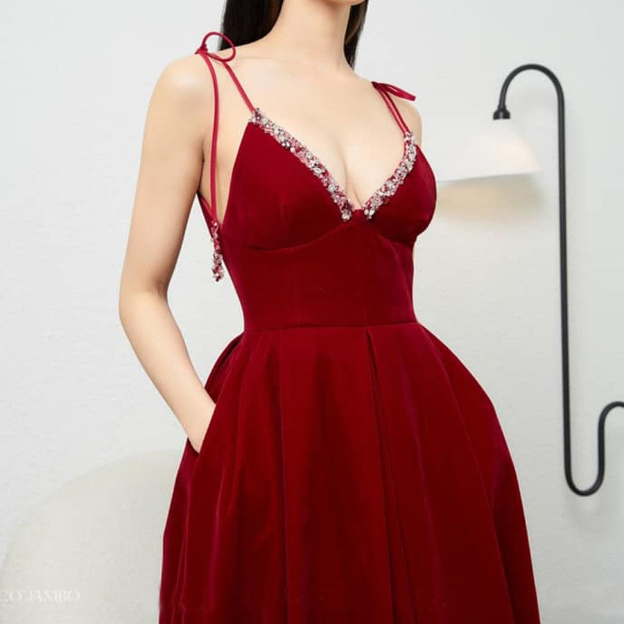 Deep V Neckline Suspender Sexy Backless Sleeveless Velvet Crimson Princess Dress myETYN