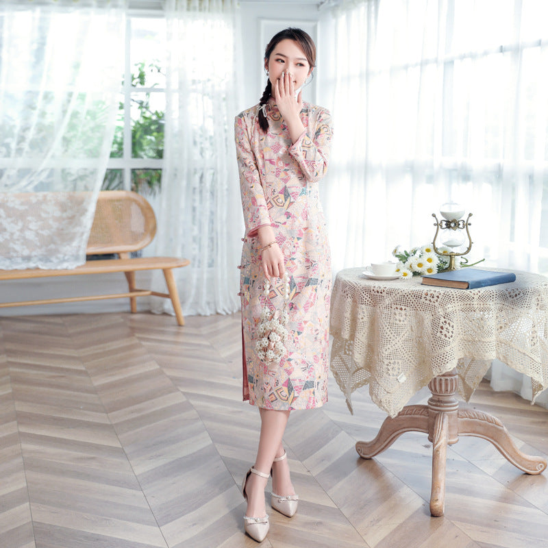 Embroidered Sequins Vintage Standing Neck Cheongsam myETYN