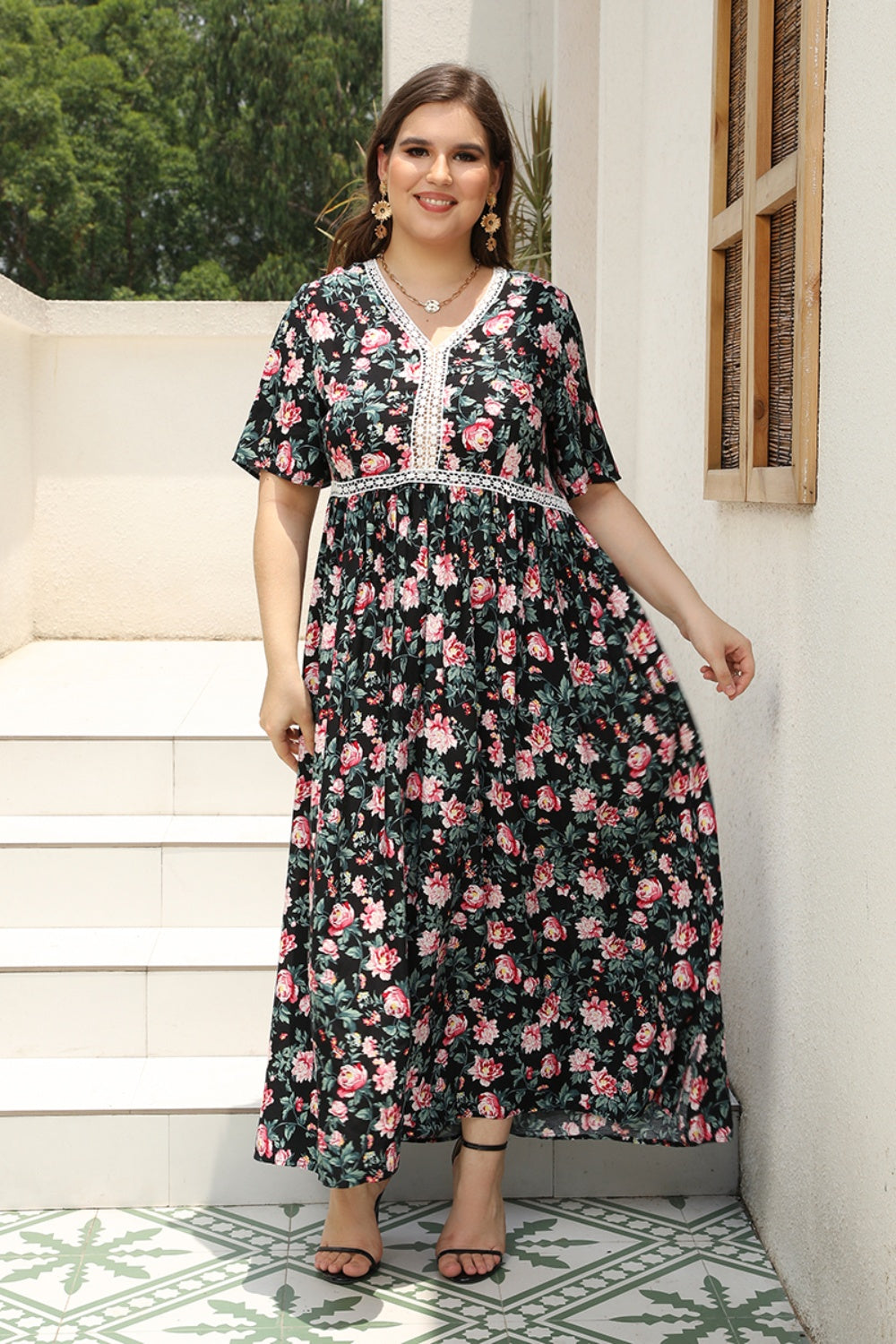 Plus Size Floral V-Neck Maxi Dress myETYN