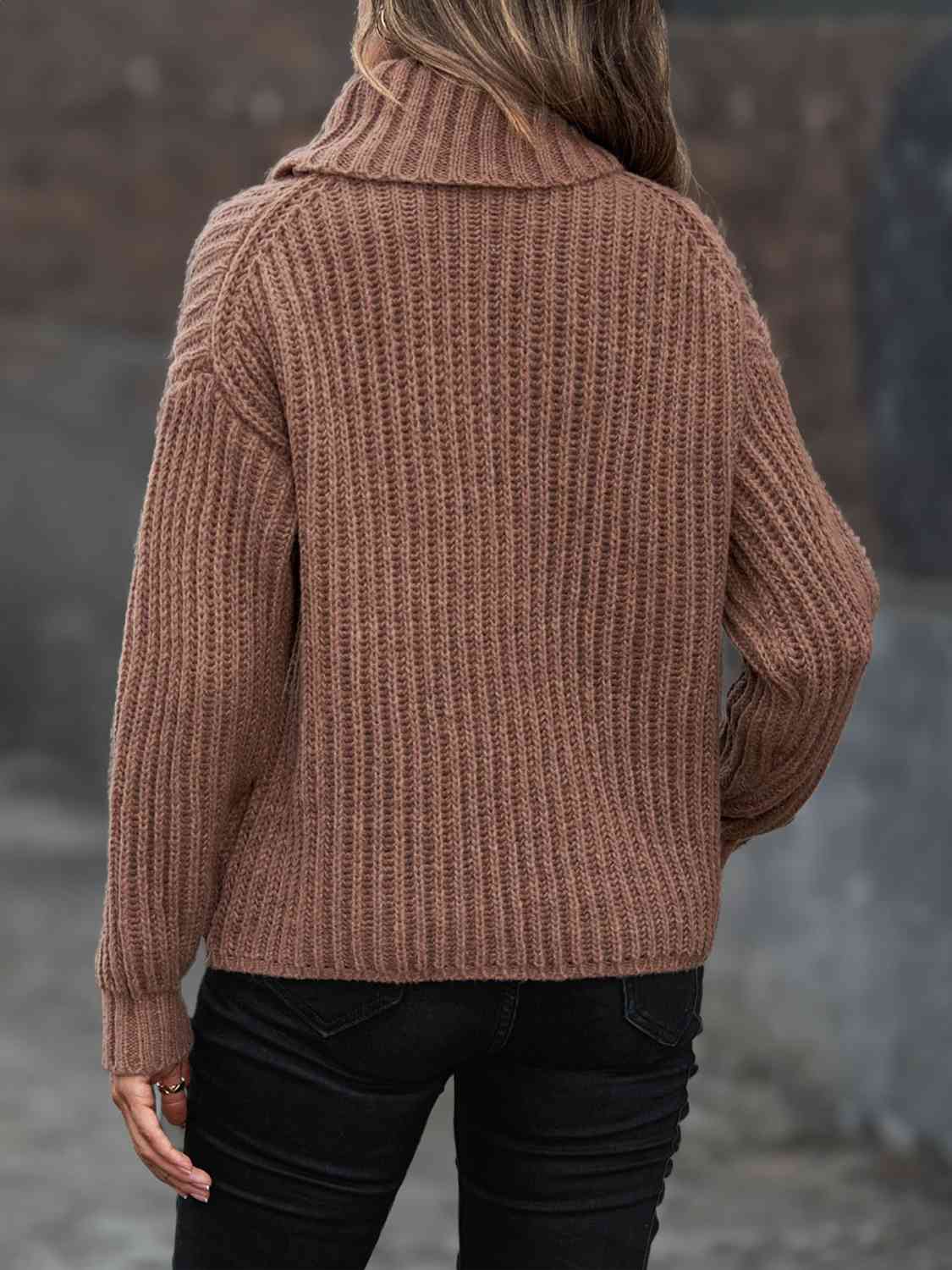 Turtleneck Rib-Knit Sweater myETYN