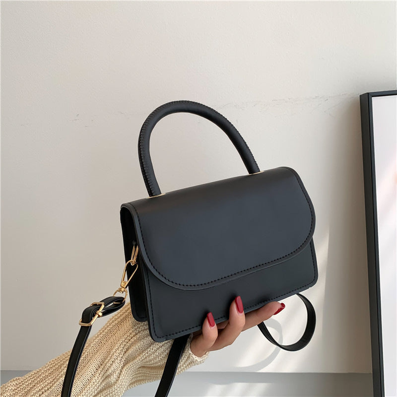 Versatile Casual Flip Simple Shoulder Handbag myETYN