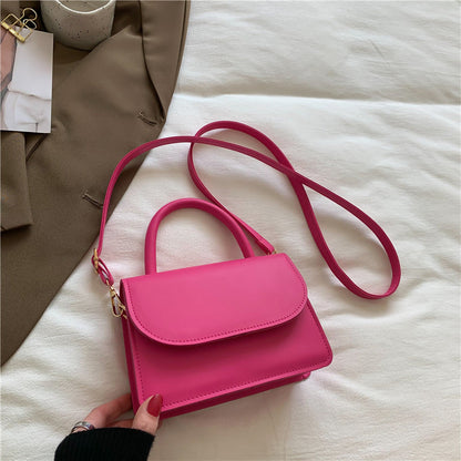 Versatile Casual Flip Simple Shoulder Handbag myETYN