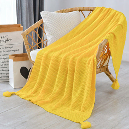 Leg Blanket: Ideal for Siestas, Bed End, and Leisure Air-Conditioning Use