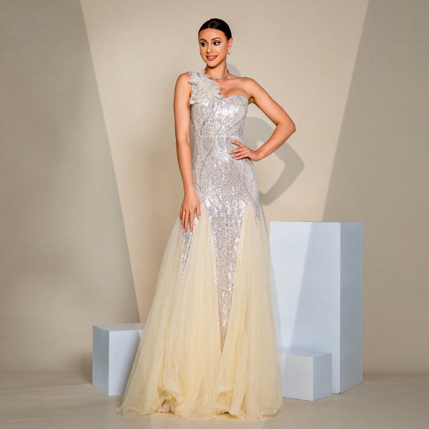 One-Shoulder Sequined Slit Evening Dress – Apricot High-Waist Long Gown